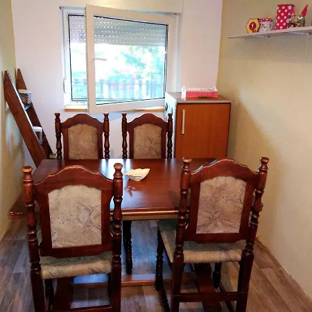 Apartment Olor Apartman 2 -